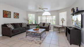 Villas At Island Club Community, Pools, Jacuzzi And More!